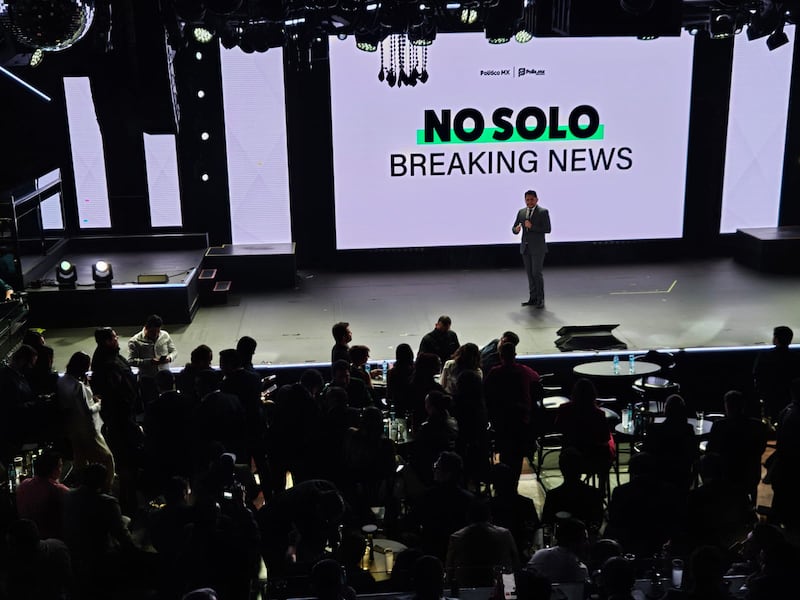 10 años Político MX 10 años Político MX