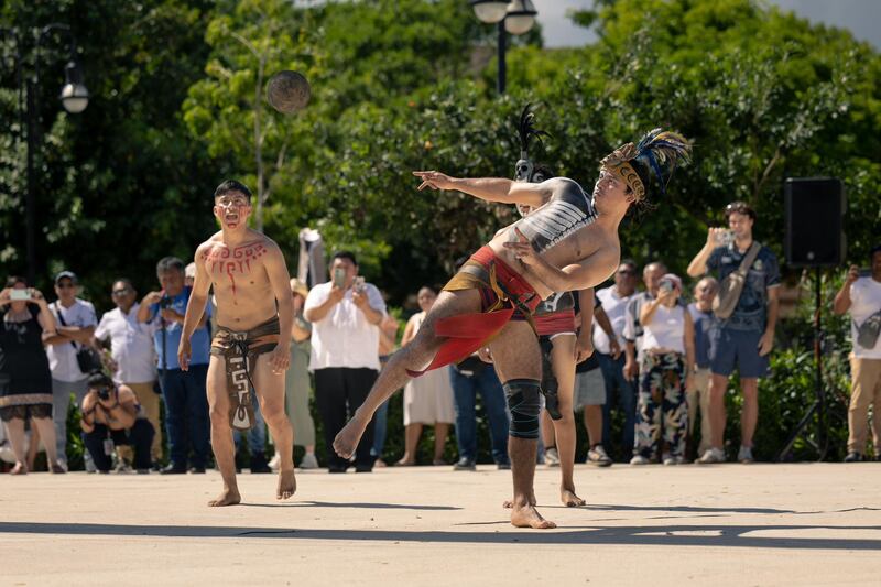 Gran Muestra Estatal de Altares en Mérida