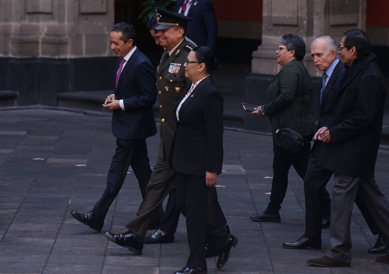 Carlos Joaquín González y gabinete