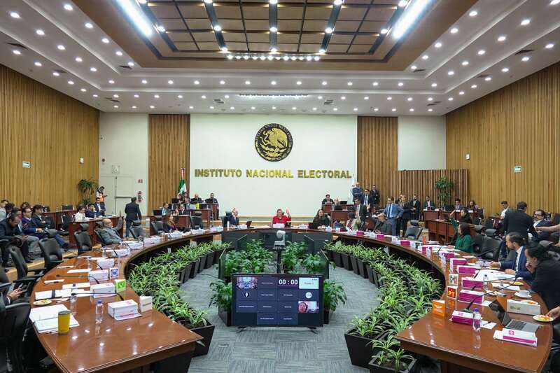 Sesión del INE El Instituto es el encargado de organizar el proceso electoral del Poder Judicial