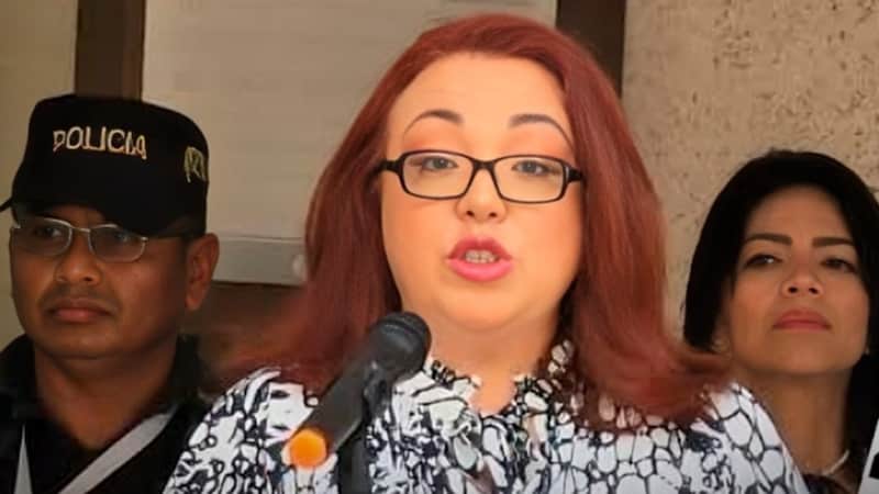 Jueza Nancy Juárez, con sede en Coatzacoalcos, Veracruz La jueza Nancy Juárez fue suspendida 90 días sin goce de sueldo