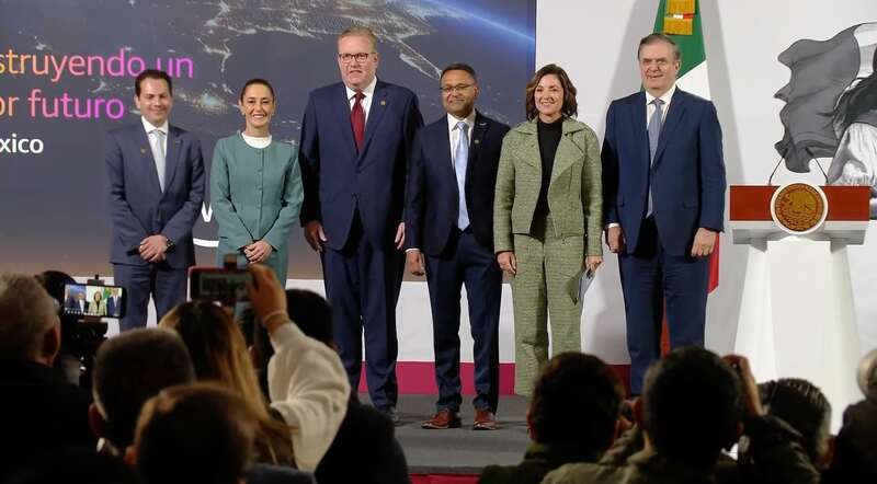 La presidenta Claudia Sheinbaum y CEO de Amazon para América Latina hablan sobre la inversión de 5 mmdd en México. Sheinbaum