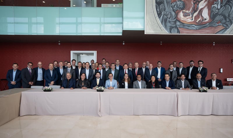 Huacho Díaz se reúne con HSBC
