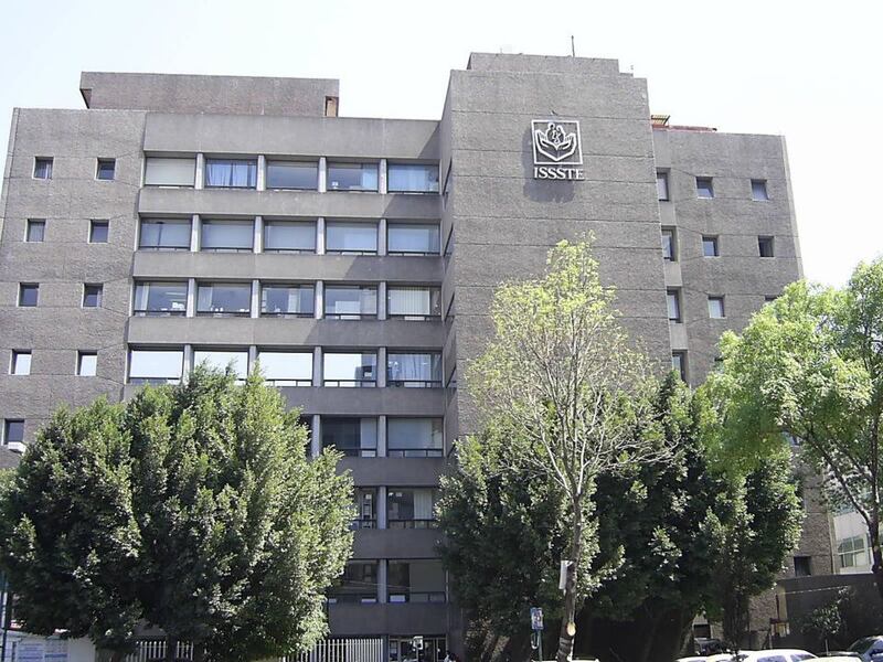 El Instituto de Seguridad y Servicios Sociales de los Trabajadores del Estado (ISSSTE) anunció la conclusión oficial de los trabajos de demolición del antiguo Hospital “Dr. Gonzalo Castañeda”, ubicado en Nonoalco Tlatelolco. Fachada Hospital Gonzalo Castañeda