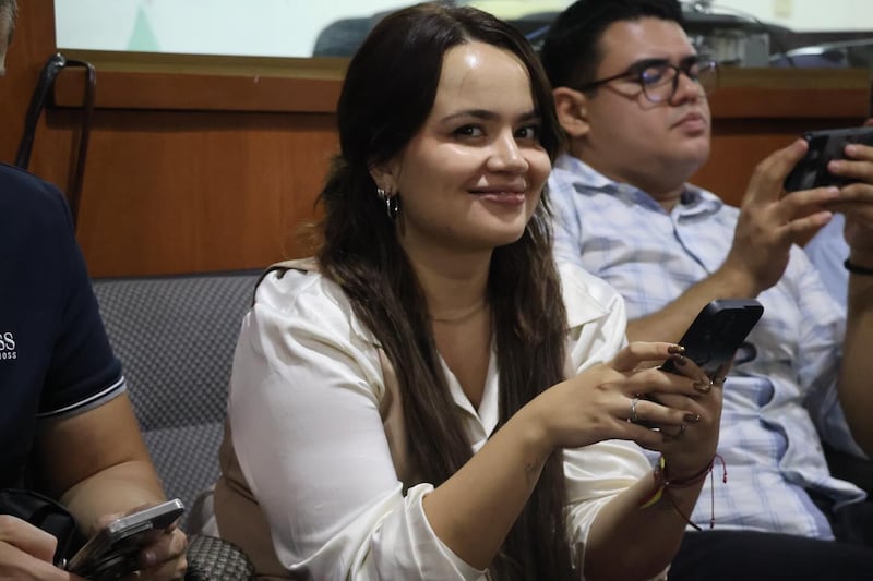 Melissa Cornejo asistente en Congreso de Jalisco