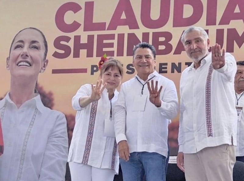 Rosalinda López y Adán Augusto en campaña