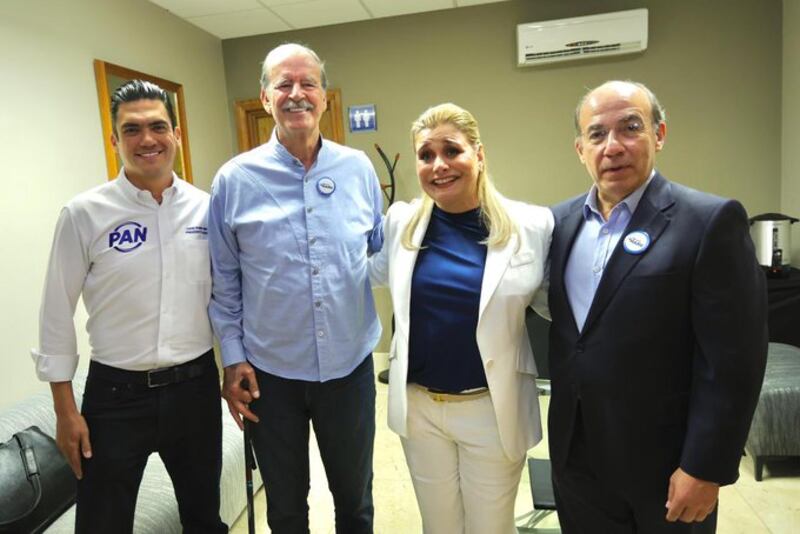 Jorge Romero, líder del PAN; expresidentes de México, Vicente Fox y Felipe Calderón; Maru Campos, gobernadora de Chihuahua expresidentes apoyan a maru campos