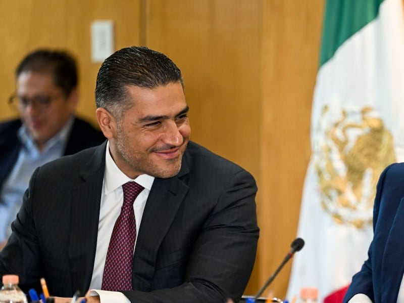 El secretario de Seguridad y Protección Ciudadana, Omar García Harfuch; se reunió con legisladores Harfuch en Cámara de Diputados