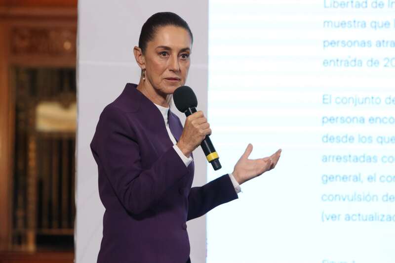 CIUDAD DE MÉXICO, 04MARZO2025.- Claudia Sheinbaum anunció que el domingo 9 de marzo en el Zócalo de la capital dará a conocer la respuesta arancelaria y no arancelaria de su gobierno ante las medidas anunciadas por Donald Trump para imponer aranceles a México y Canadá. Señaló que se trata de una decisión unilateral del presidente de Estados Unidos. FOTO: GUSTAVO ALBERTO/CUARTOSCURO.COM Claudia Sheinbaum en su conferencia mañanera