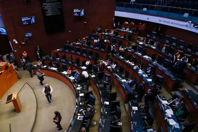 Aspectos de la sesión ordinaria en el Senado de la República Aspectos de la sesión ordinaria en el Senado de la República