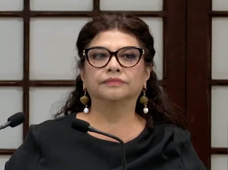 La jefa de Gobierno de la CDMX, Clara Brugada, brinda conferencia de prensa tras el asesinato de dos colaboradores cercanos. La jefa de Gobierno de la CDMX, Clara Brugada, durante su intervención en la conferencia de prensa que ofreció por el asesinato de dos colaboradores cercanos.