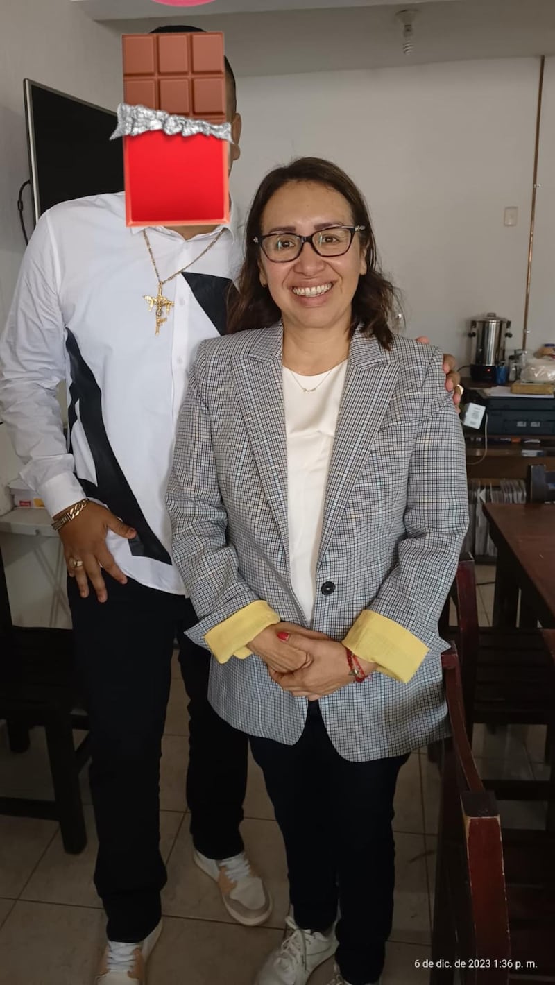 Azucena Cisneros y El Choko