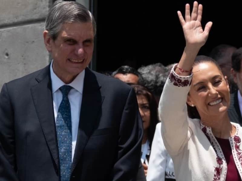 Claudia Sheinbaum y su esposo, Jesús María Tarriba. Claudia Sheinbaum es acompañada de su esposo.