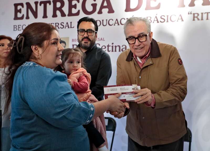 Rubén Rocha entrega tarjetas del Bienestar en Sinaloa. Rubén Rocha entrega tarjetas del Bienestar en Sinaloa.