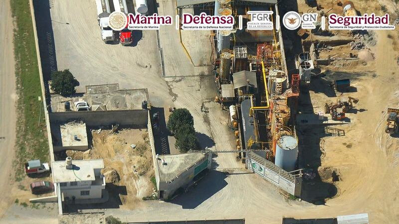 Detienen a huachicoleros en Veracruz Detienen a huachicoleros