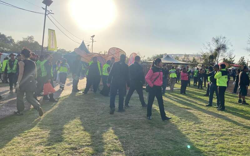 Colapsa estructura metálica Colapsa estructura metálica durante Axe Ceremonia