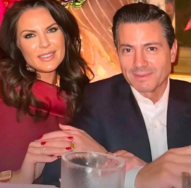 Peña Nieto con Simona Sorakaite