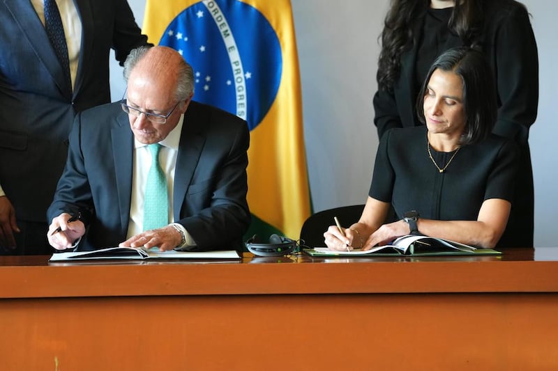 Relación biltareral