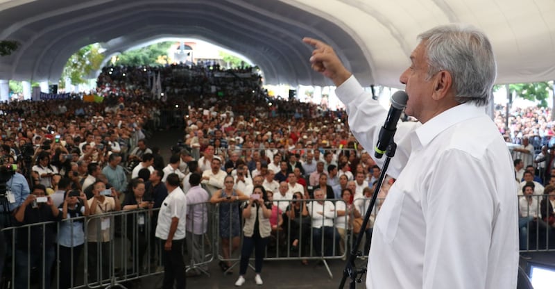 Mitin AMLO