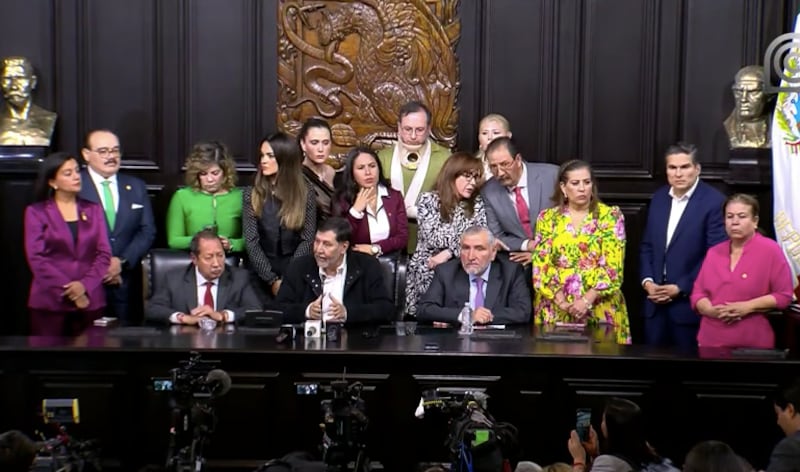 Conferencia de prensa Morena en el Senado