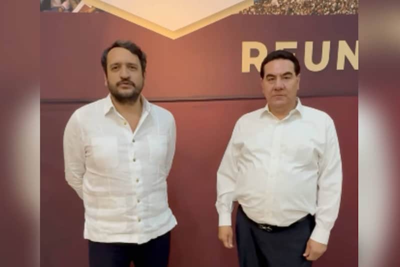 Andy López Beltrán afilia a expriista Enrique Benitez Andy López Beltrán afilia a expriista Enrique Benitez