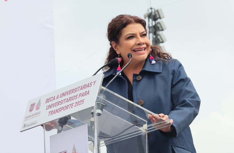 Clara Brugada en el Zócalo