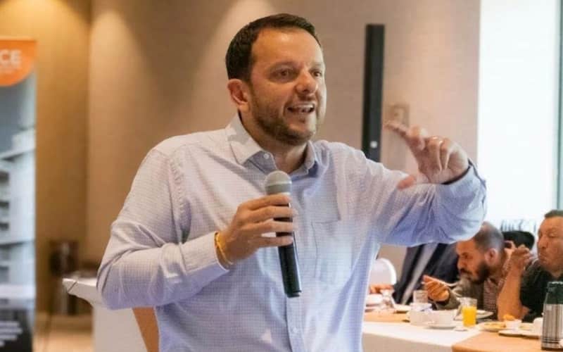 El esposo de Marina del Pilar renunció a sus cargos Carlos Torres, coordinador de los Proyectos Estratégicos en Baja California