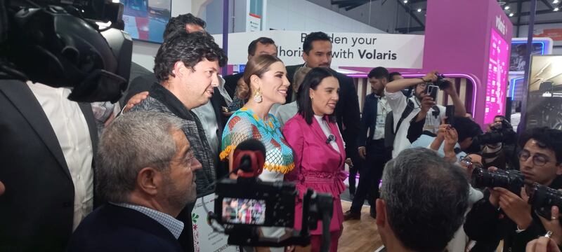 Gobernadora de Baja California, Marina del Pilar Ávila y secretaria de Turismo, Josefina Rodríguez tianguis turistico en Baja California