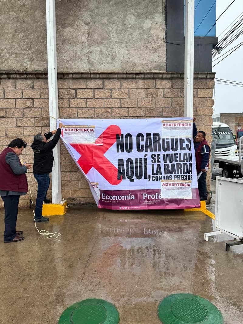 Campaña para exhibir públicamente a las gasolineras que venden gasolina regular a precios superiores al rango de 23 a 24 pesos por litro. La medida incluye colocar lonas de advertencia en las estaciones que exceden este indicador de ganancia.