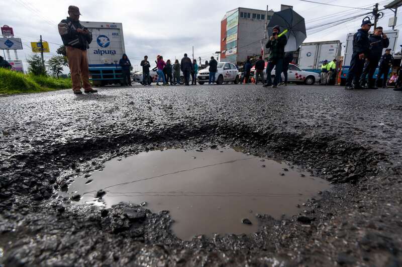 Los baches pueden causar daños en los bienes de los ciudadanos La Suprema Corte determinó que la reparación de daños será de acuerdo a la dimensión