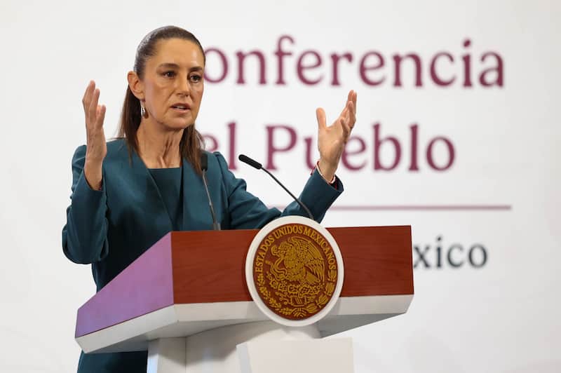 Claudia Sheinbaum, presidenta de México. La presidenta hablando en su conferencia matutina sobre el caso de los tripulantes que murieron durante un accidente en el Buque Escuela Cuauhtémoc.