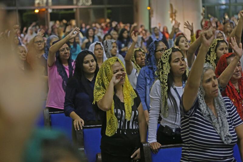 Feligreses de La Luz del Mundo