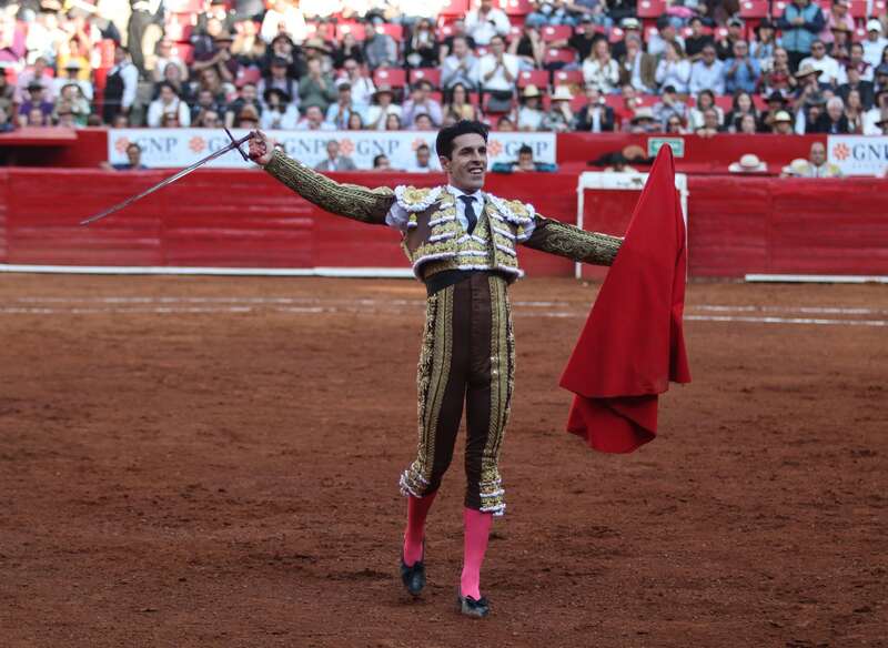 Alejandro Talavante, durante la 5ta corrida del toros en la temporada de reapertura 2024 en la Monumental Plaza de Toros. Imagen promocional