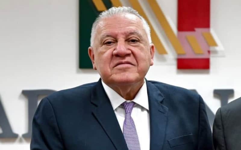 Marín Mollinedo es director de la Agencia Nacional de Aduanas y estaría causando molestias en Quintana Roo El director de la Agencia Nacional de Aduanas, Rafael Marín Mollinedo