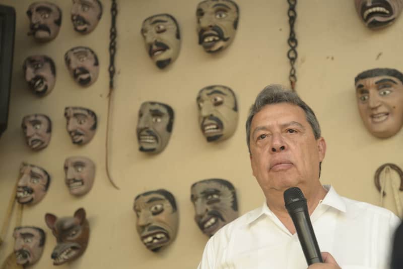 Ángel Aguirre Rivero, exgobernador de Guerrero. El exgobernador Ángel Aguirre Rivero reapareció en un mitin del PRD para apoyar a los candidatos Luis Estephano Cervantes García y Toño Gaspar en abril de 2018.