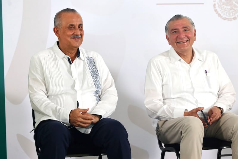 Adán Augusto y Carlos Merino