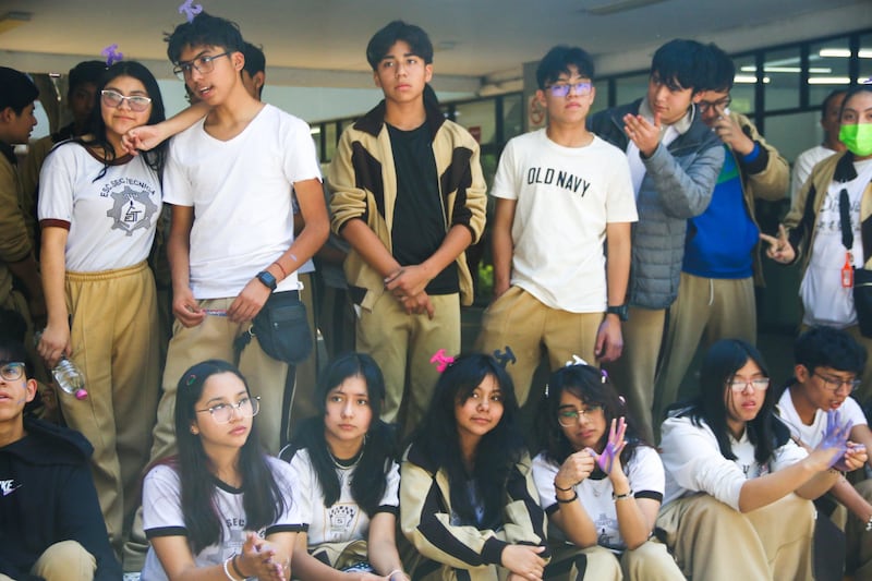 jovenes de secundaria