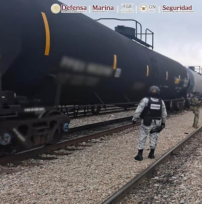 La SSPC informó el aseguramiento más grande de combustible en la actual administración: 129 carrotanques con más de 15 millones de litros en Coahuila. Imagen promocional