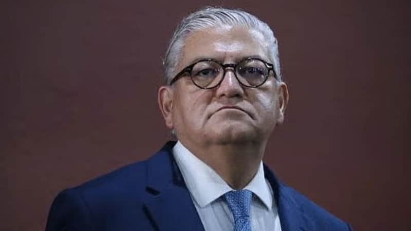 ¿Quién es Carlos Maldonado y por qué fue detenido? Carlos Maldonado, ex tesorero del gobierno de Michoacán.