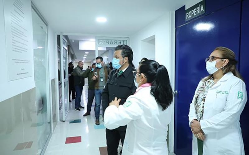 Zoé Robledo informó que la remodelación, iniciada en agosto de 2025, ya está en servicio para pacientes pediátricos, modernizando espacios según normativa e incluyendo pasillos para visitas familiares en terapia intensiva. Zoé Robledo informó que la remodelación, iniciada en agosto de 2025, ya está en servicio para pacientes pediátricos, modernizando espacios según normativa e incluyendo pasillos para visitas familiares en terapia intensiva.