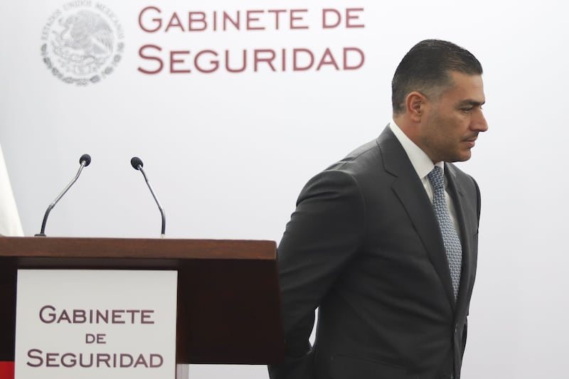 CIUDAD DE MÉXICO, 14DICIEMBRE2025.- Omar García Harfuch, secretario de Seguridad y Protección Ciudadana, durante la conferencia de prensa donde anunciaron la detención de "El Limones". FOTO: DANIEL AUGUSTO/ CUARTOSCURO.COM Gabinete de Seguridad