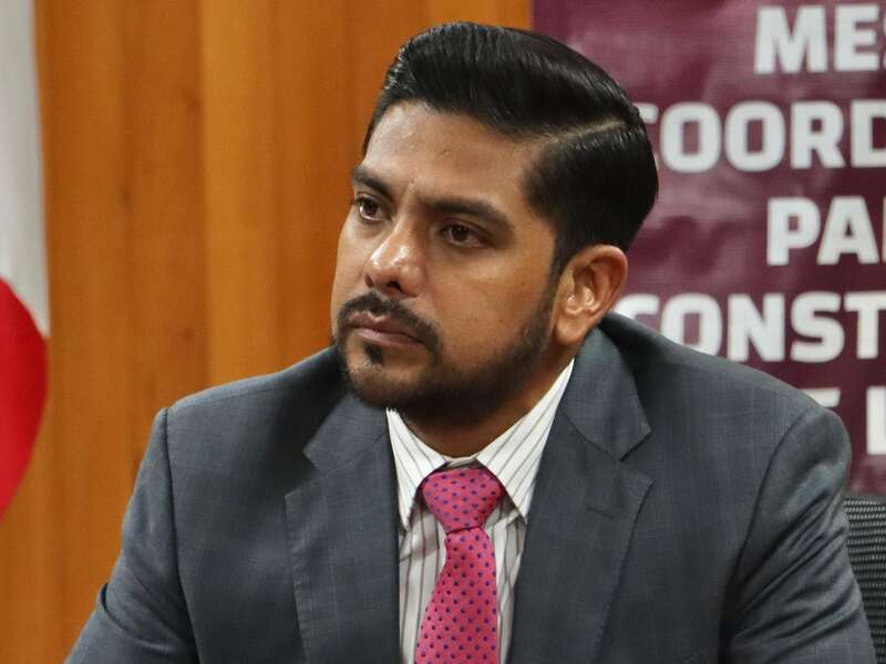 Adolfo Cerqueda, presidente municipal de Nezahualcóyotl. El alcalde presumió en redes una firma con una falsa embajadora.